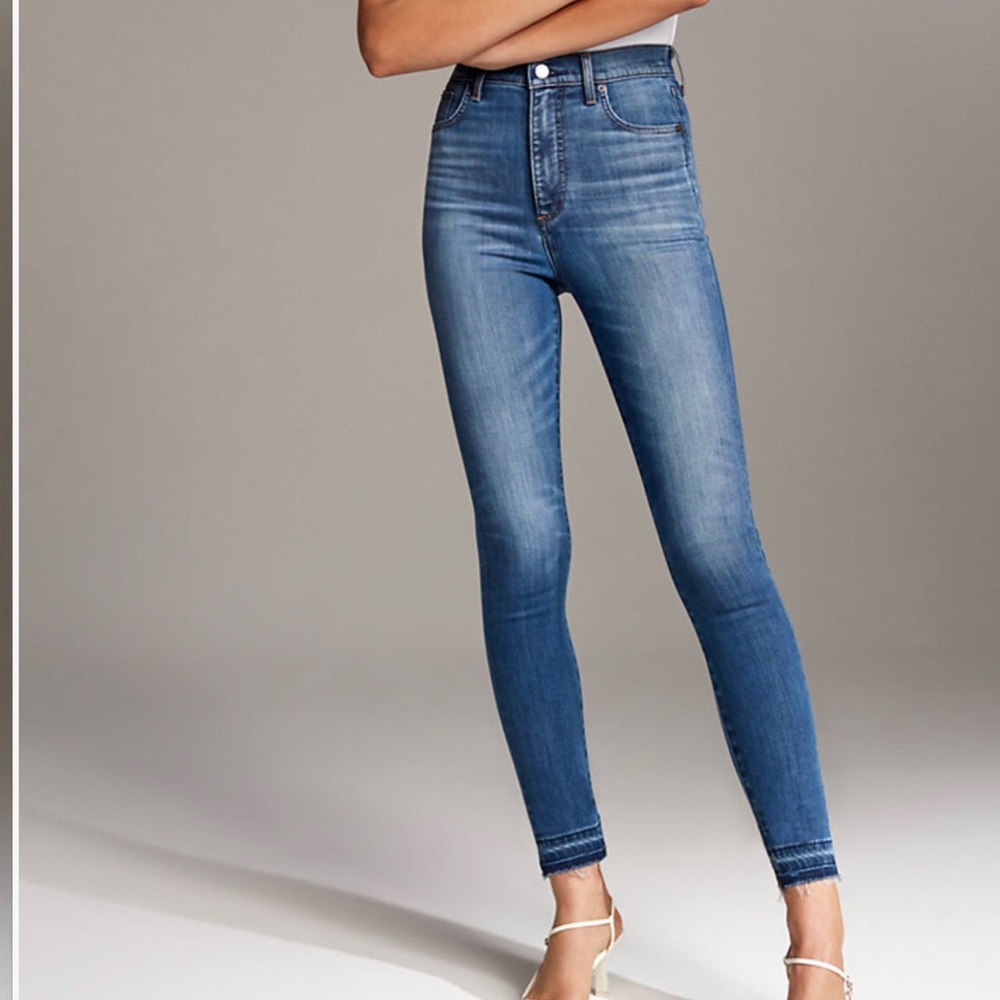 Denim Forum The Lola High Rise Skinny Crop NWT
